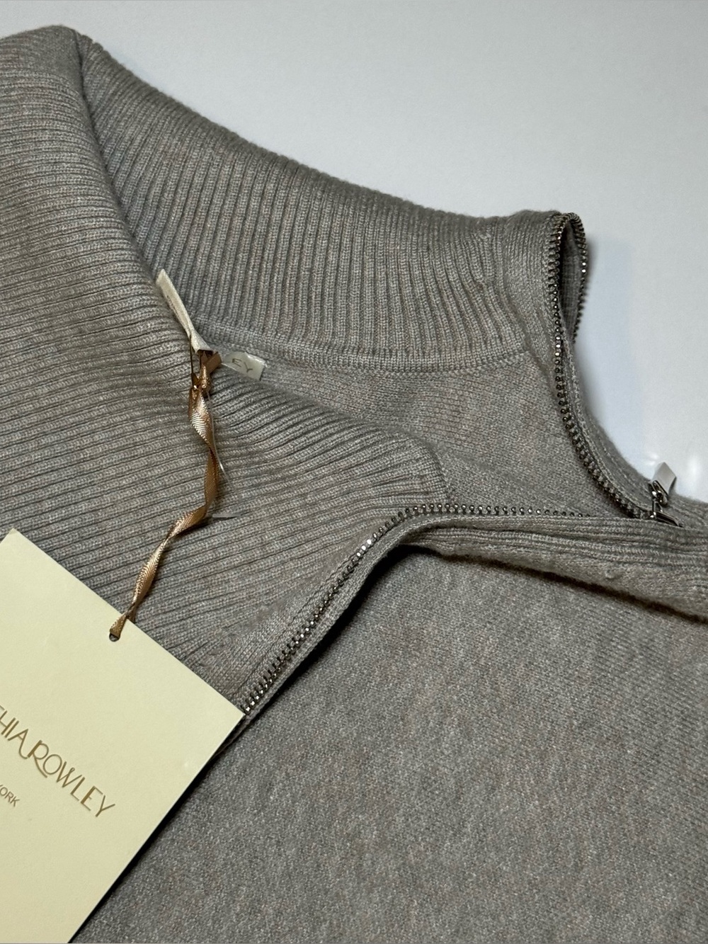 Cynthia Rowley grey turtleneck dolman-sleeve sweater medium - Picture 9 of 12